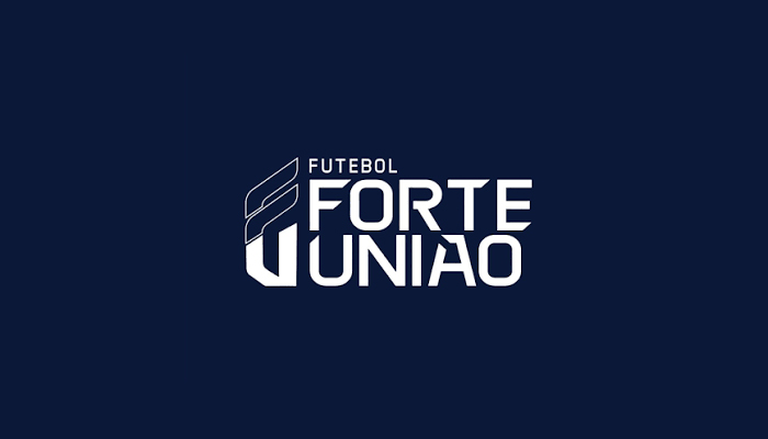 Un balón de fútbol con un gráfico de crecimiento financiero superpuesto, representando la inversión en derechos de apuestas deportivas.